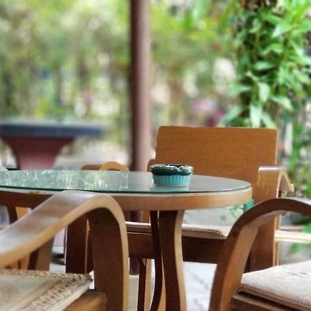 Siriwan Guesthouse Чиангмай Экстерьер фото